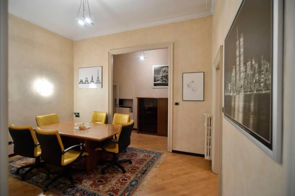 Ampio Appartamento Milano Centro Crocetta Exterior photo